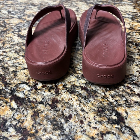 Crocs Getaway Chunky Glitter Platform Flip Flops size 8W - Picture 4 of 5